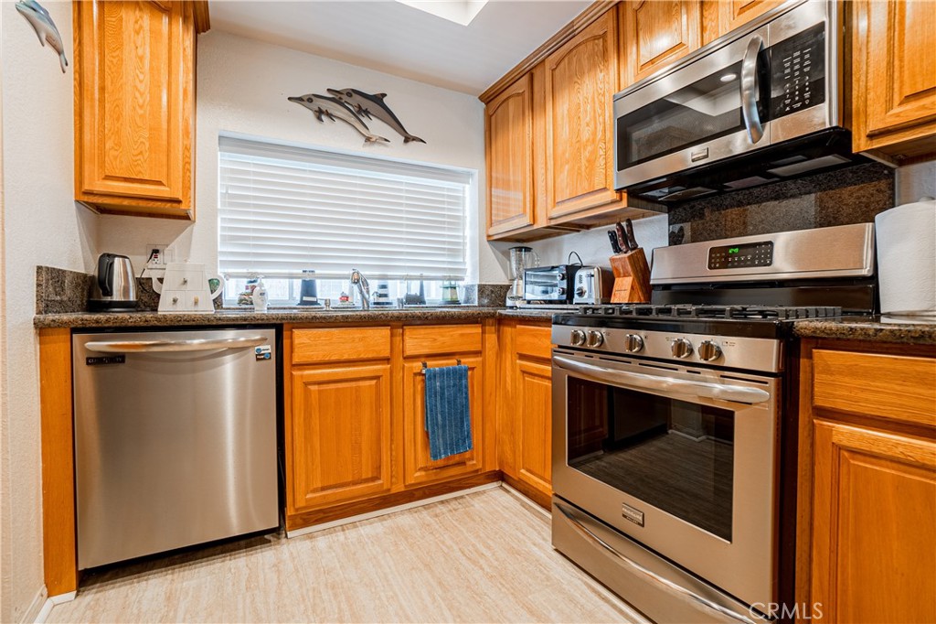 1424 Brett Place 257