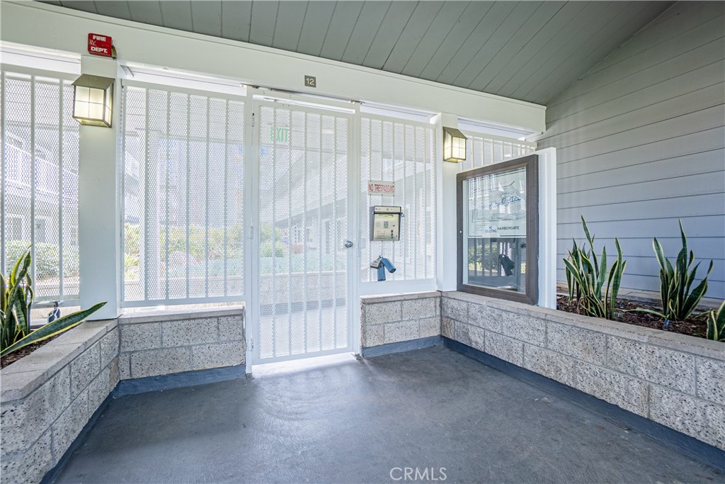 1424 Brett Place 257