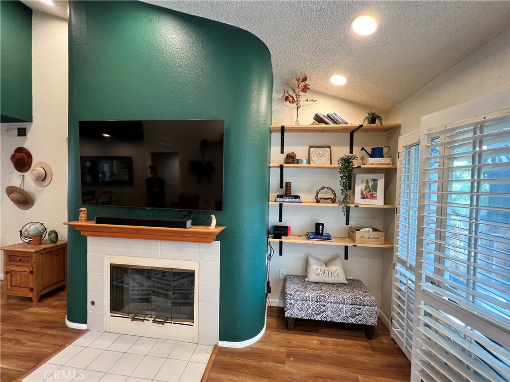 1418 Brett Place 319