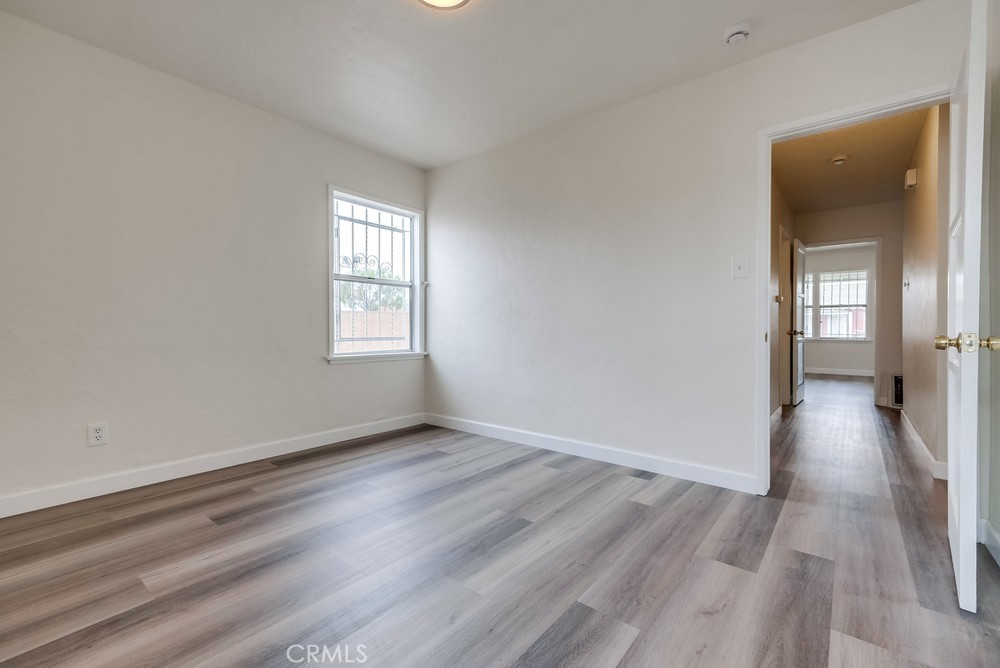 1110 N Pearl Avenue
