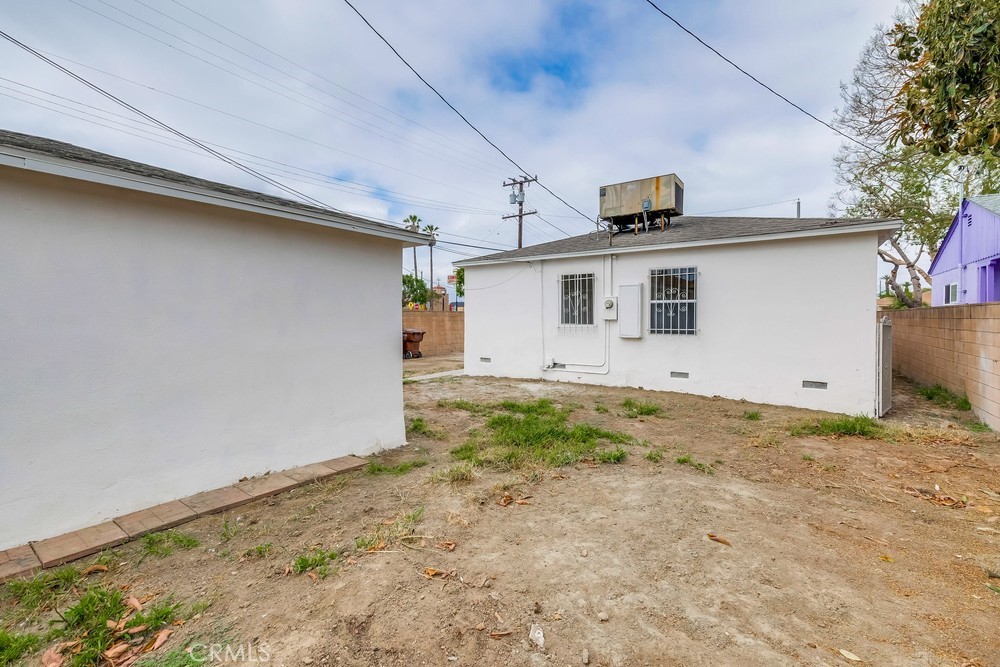 1110 N Pearl Avenue