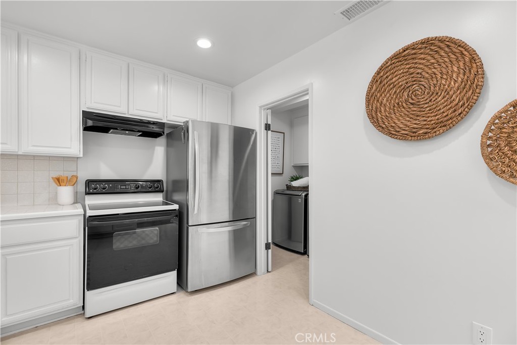 734 W 34th Street 2