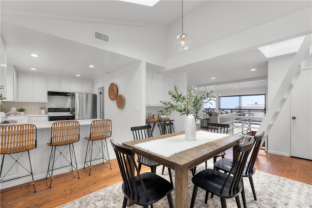 734 W 34th Street 2