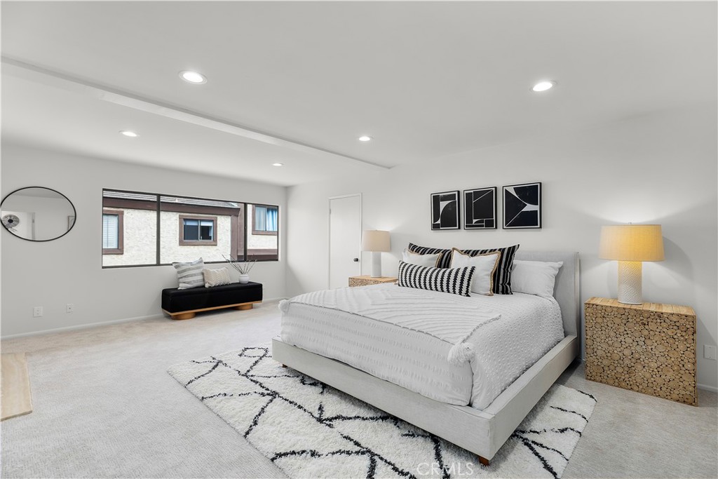 734 W 34th Street 2