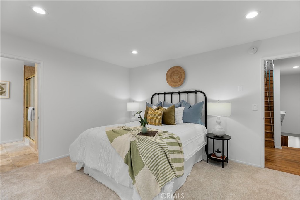 734 W 34th Street 2