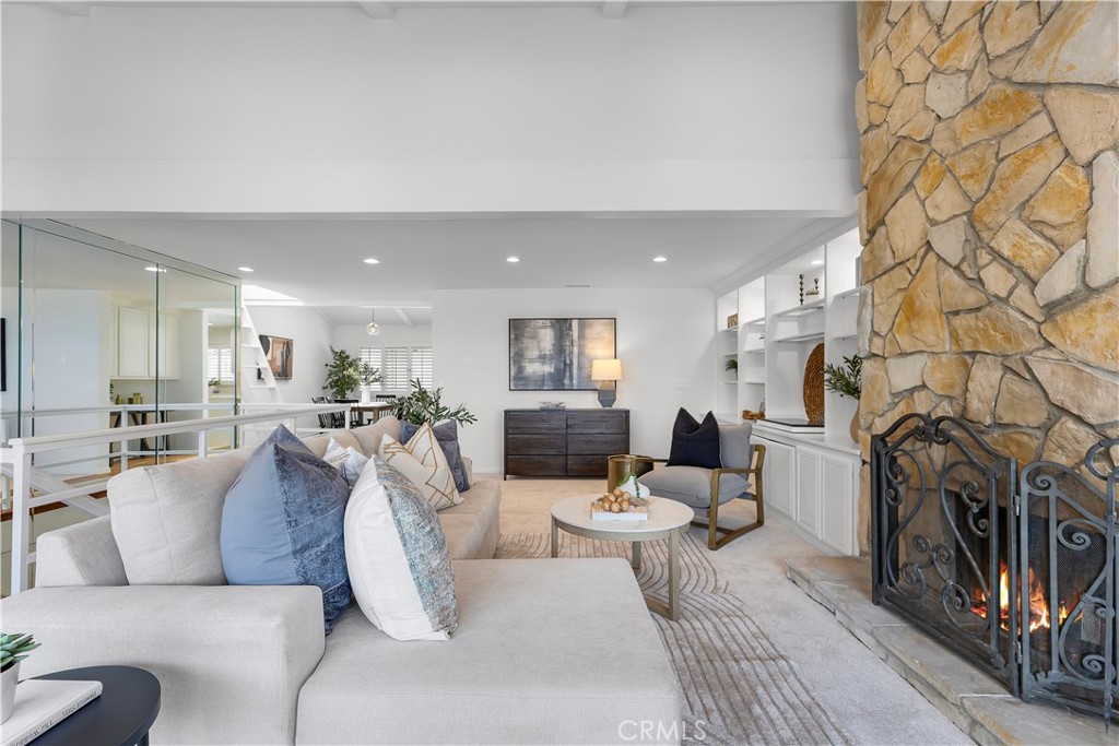 734 W 34th Street 2