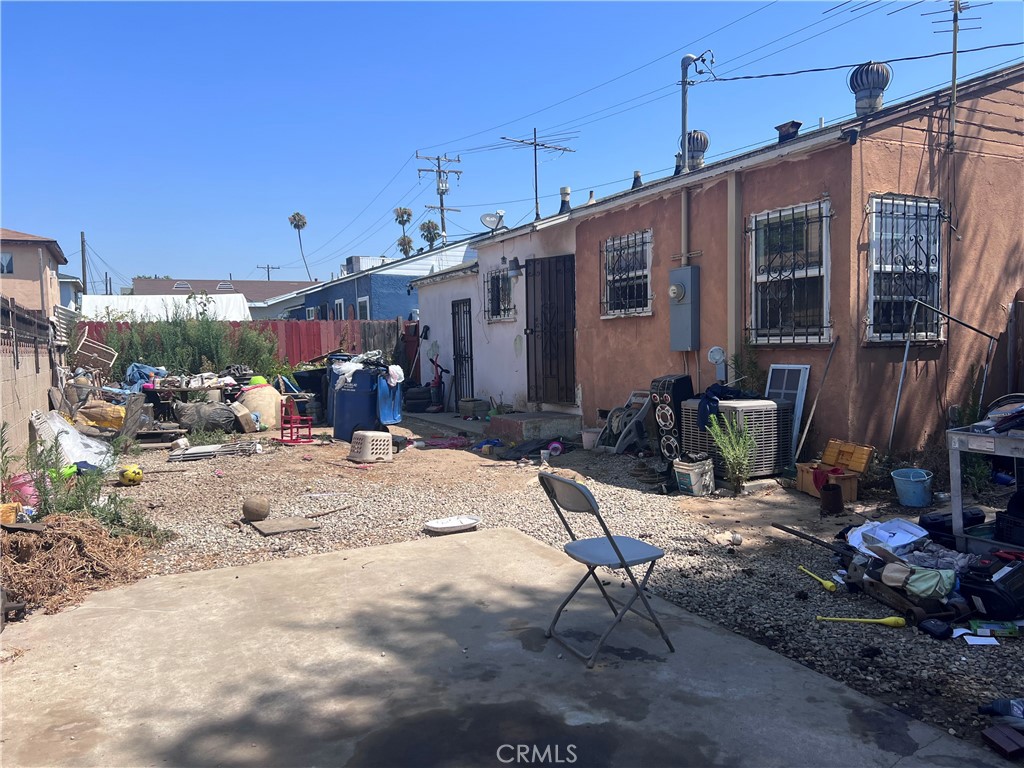 10529 Yukon Avenue