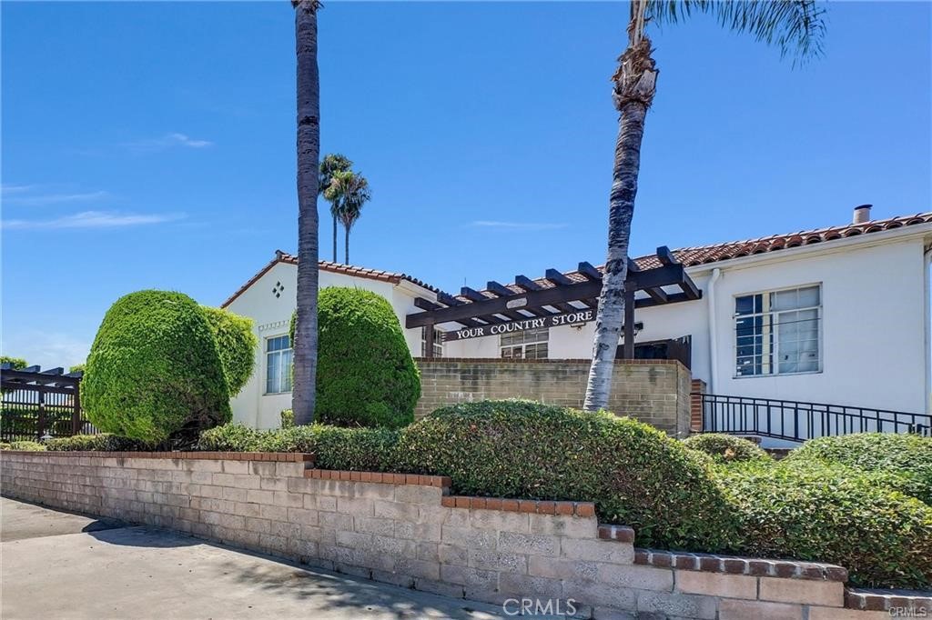 2601 E Victoria Street 116