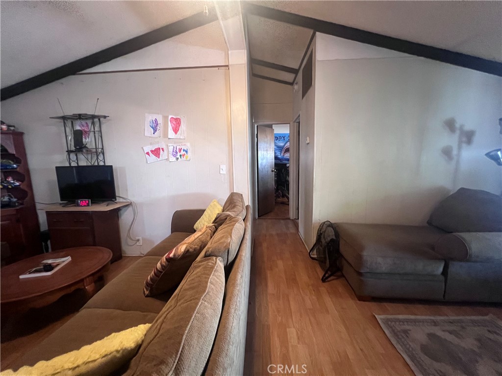 2601 E Victoria Street 116