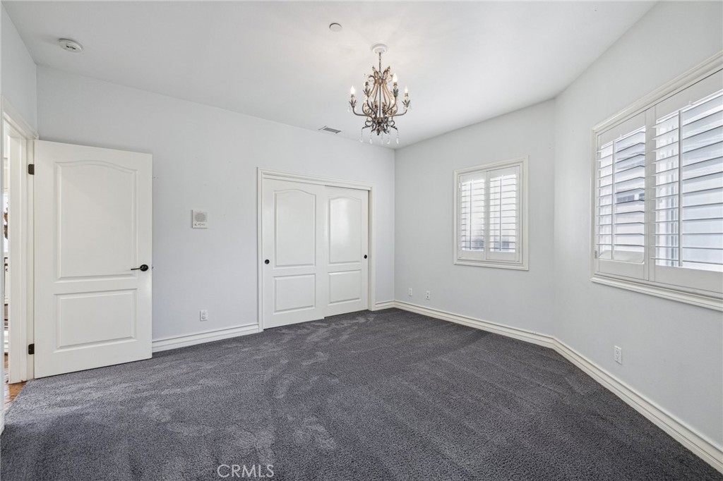 2005 Dufour Avenue A