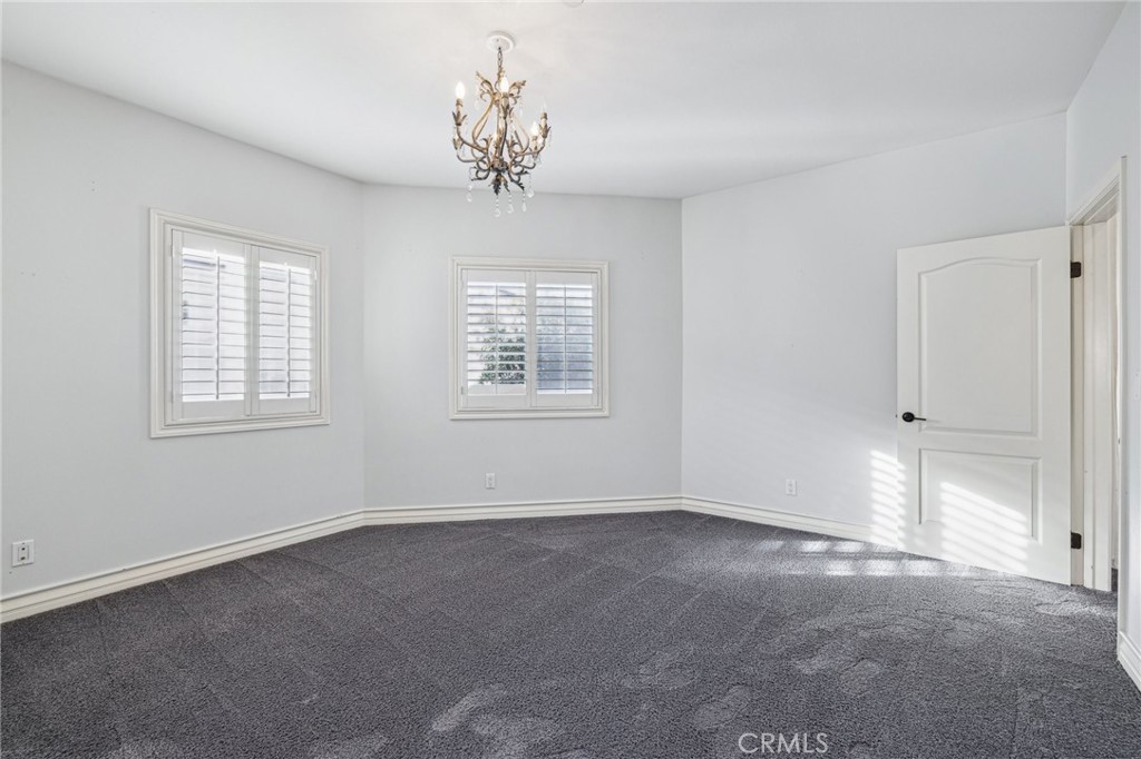 2005 Dufour Avenue A