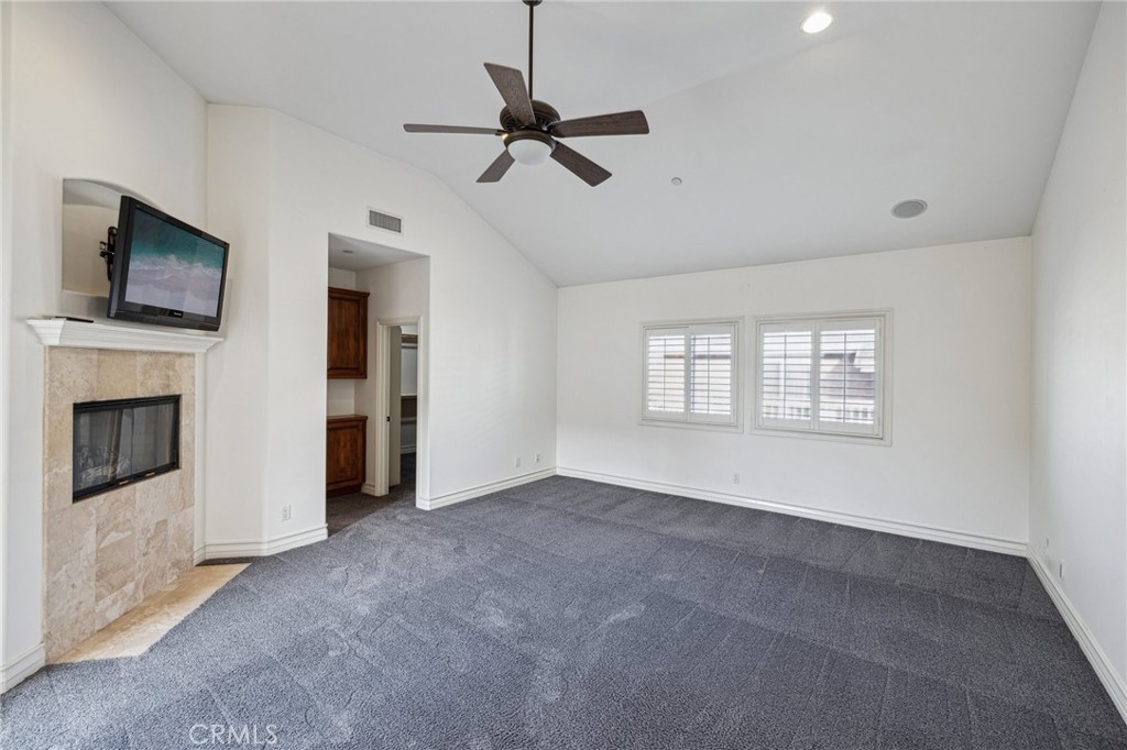 2005 Dufour Avenue A