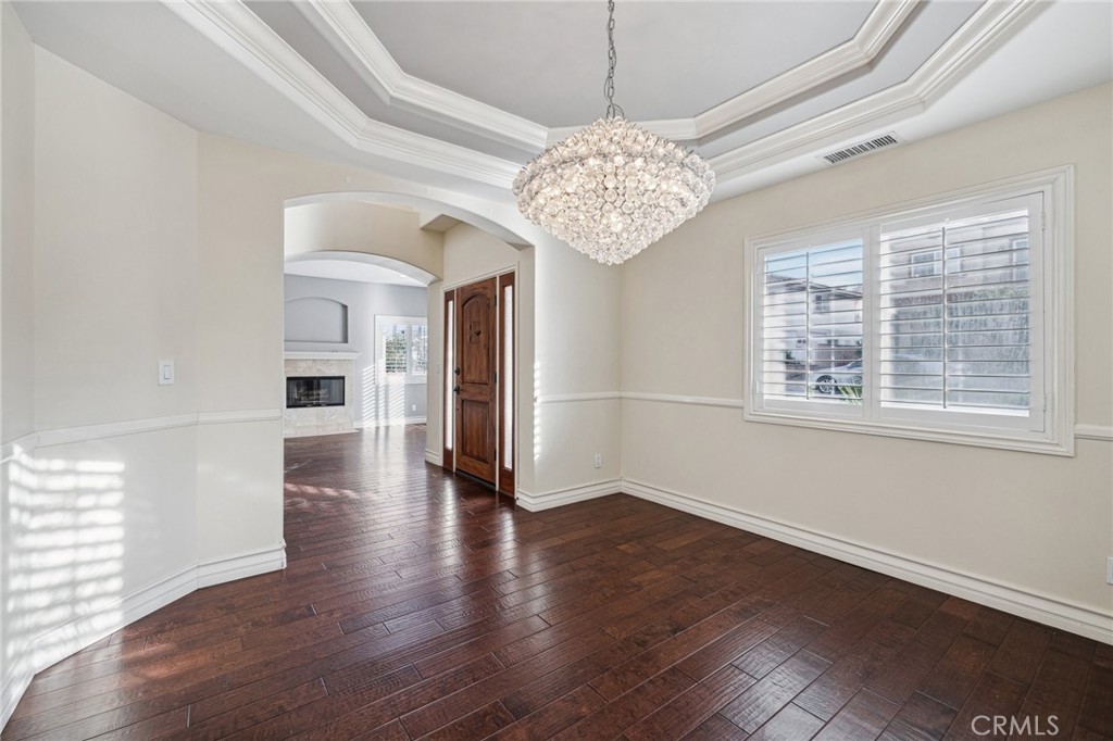 2005 Dufour Avenue A