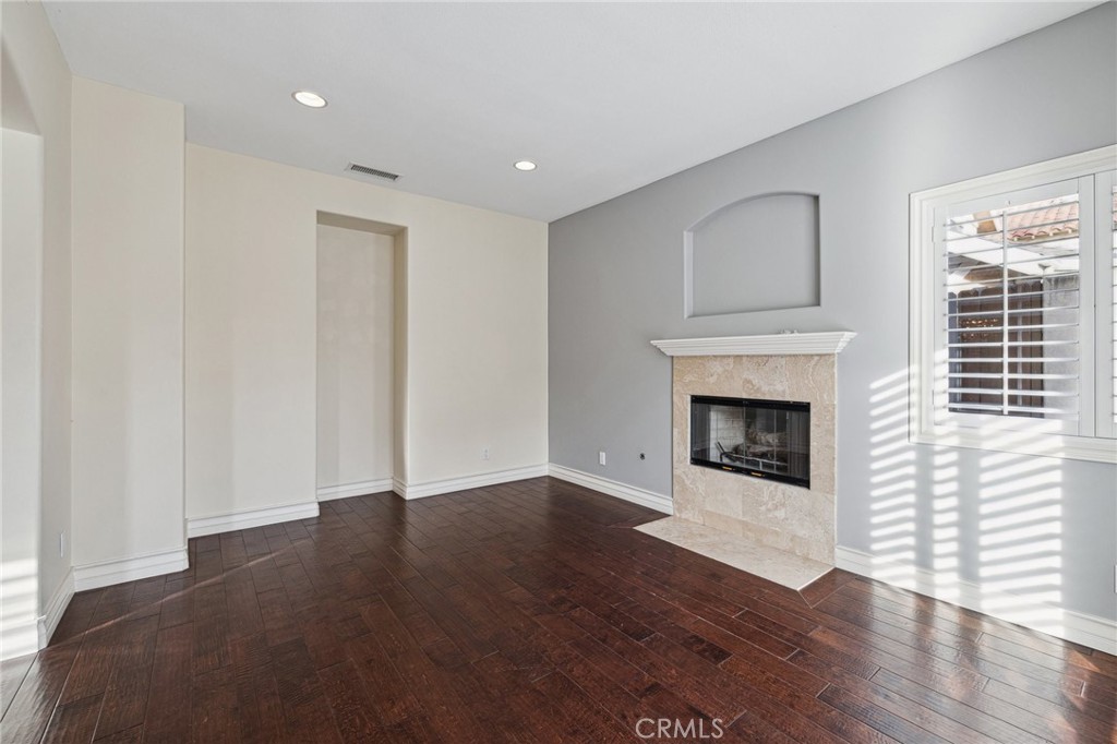 2005 Dufour Avenue A