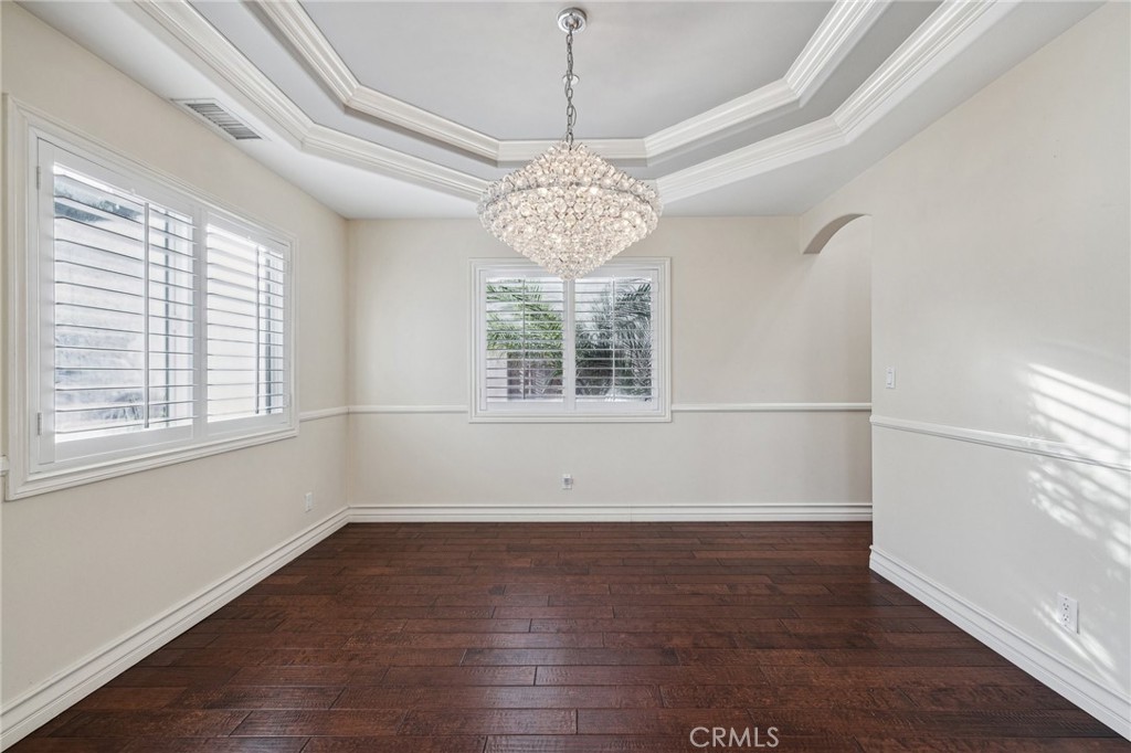 2005 Dufour Avenue A