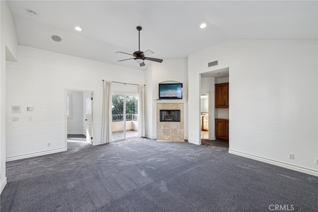 2005 Dufour Avenue A