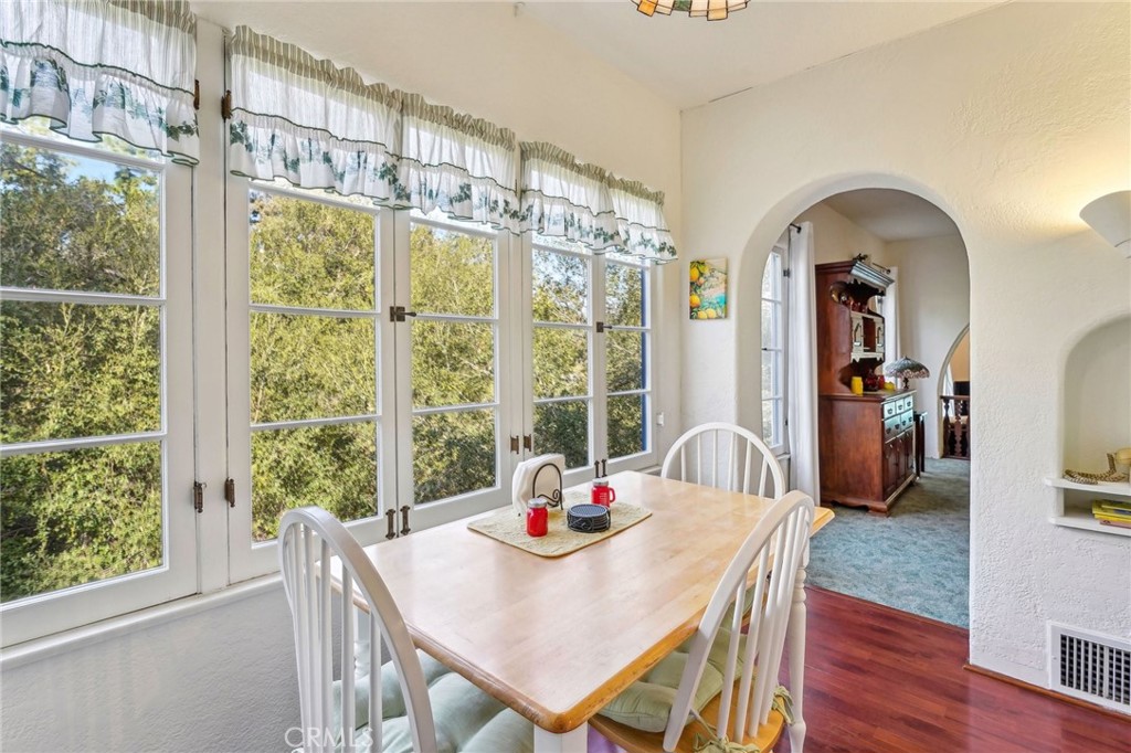 3024 Paddington Road
