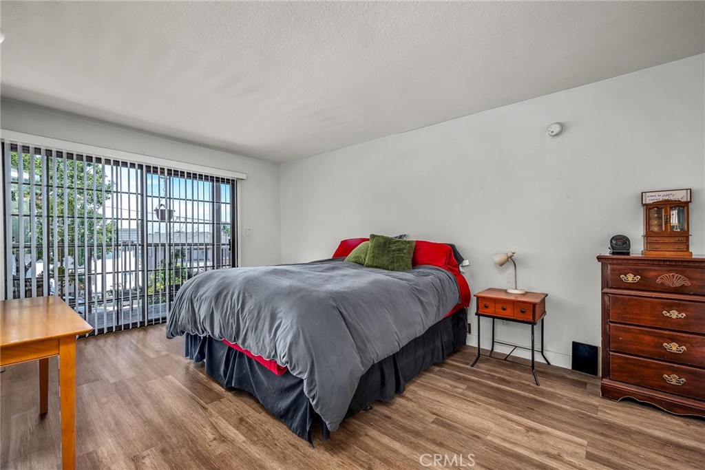 779 W 20th Street 3