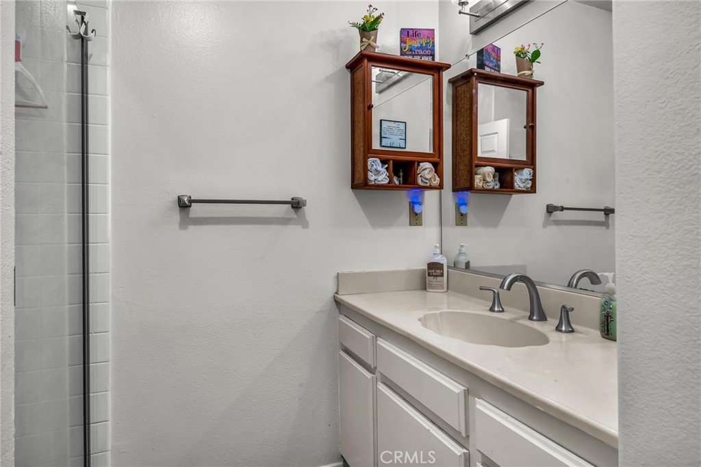 779 W 20th Street 3