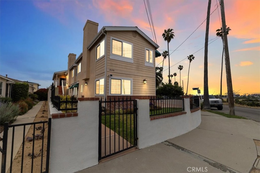 320 W 19th Street 1