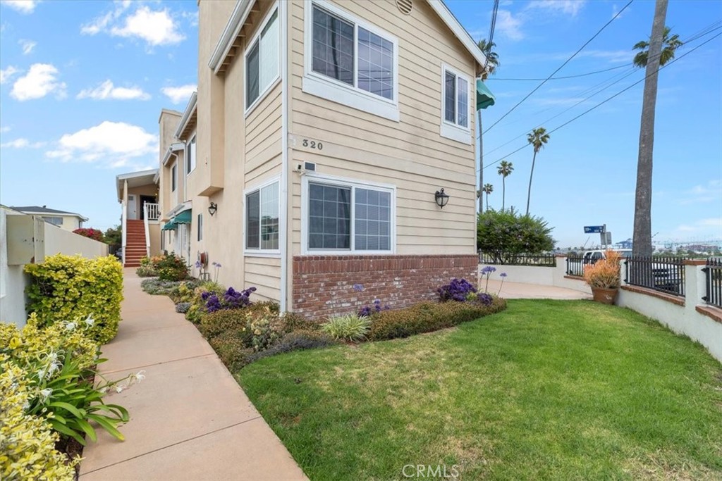 320 W 19th Street 1