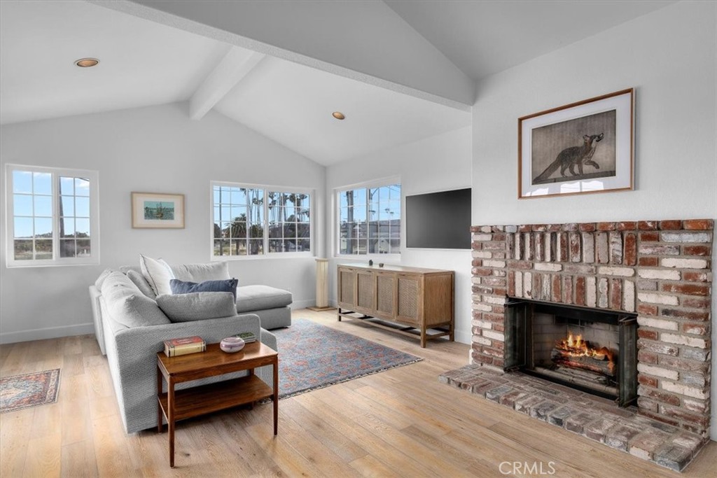 320 W 19th Street 1