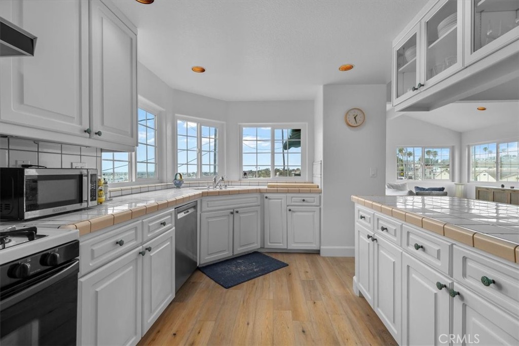 320 W 19th Street 1