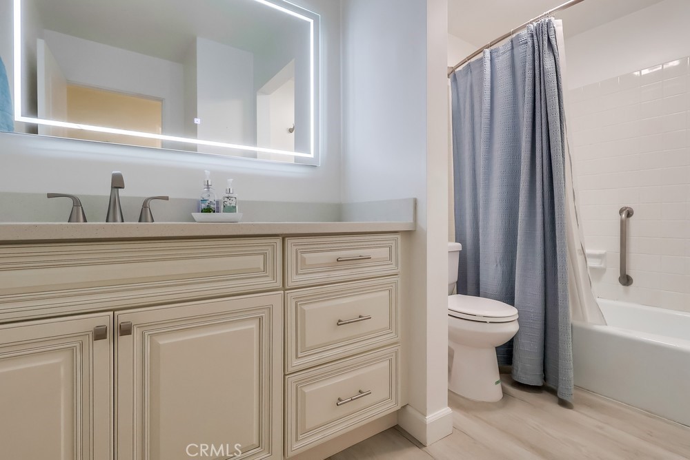 3200 La Rotonda Drive 407