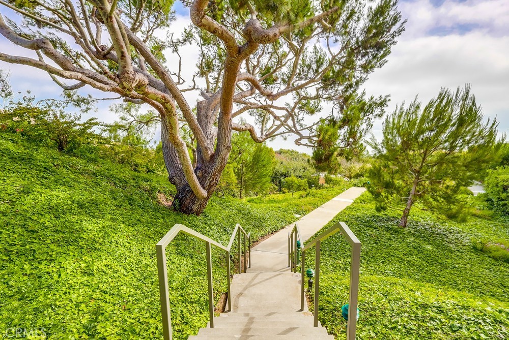 3200 La Rotonda Drive 407