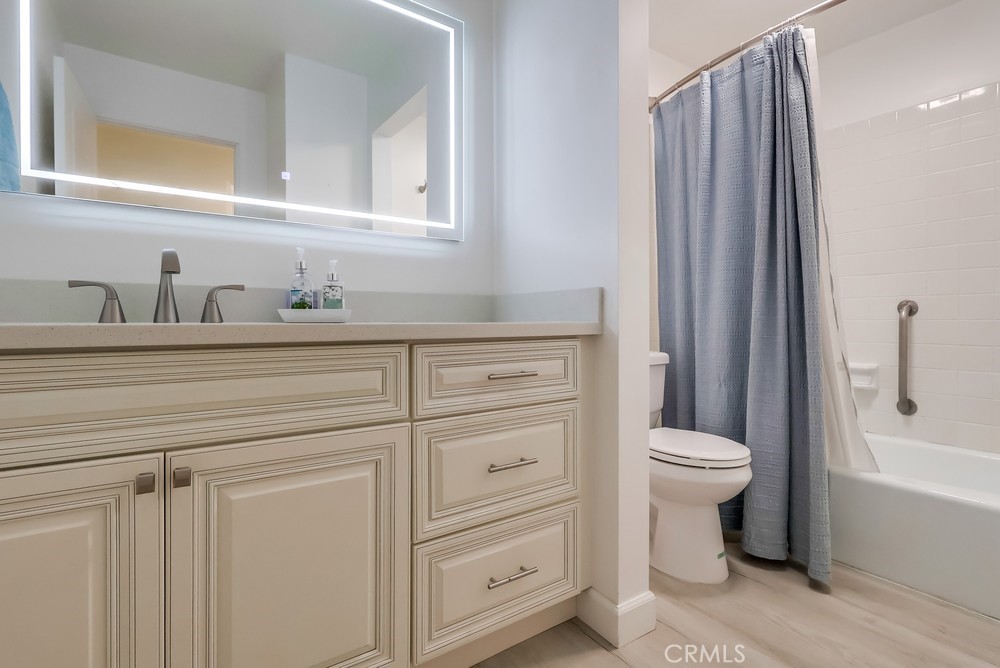 3200 La Rotonda Drive 407