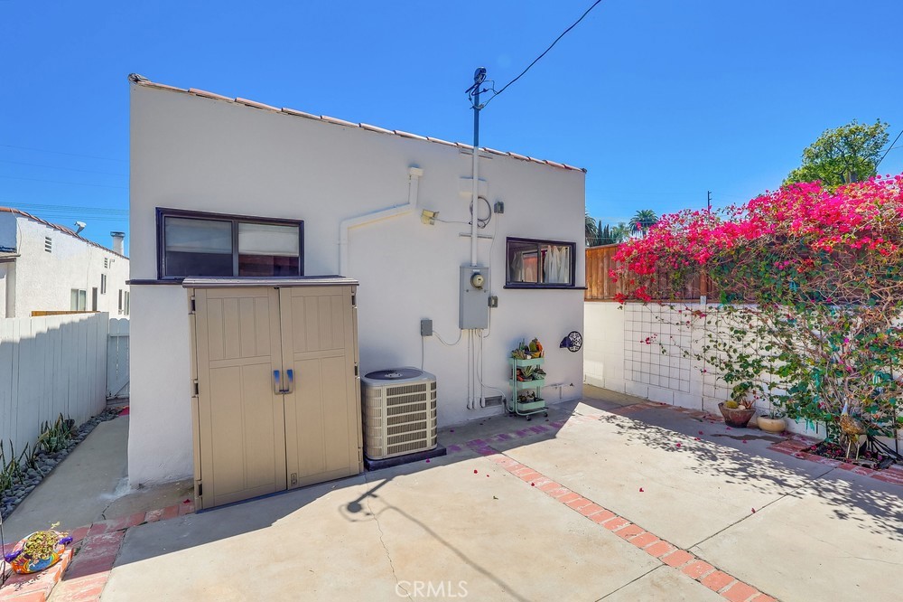 1066 W 1st Street