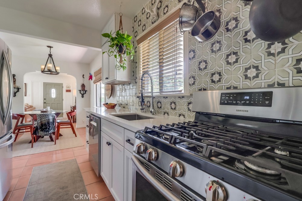 1066 W 1st Street