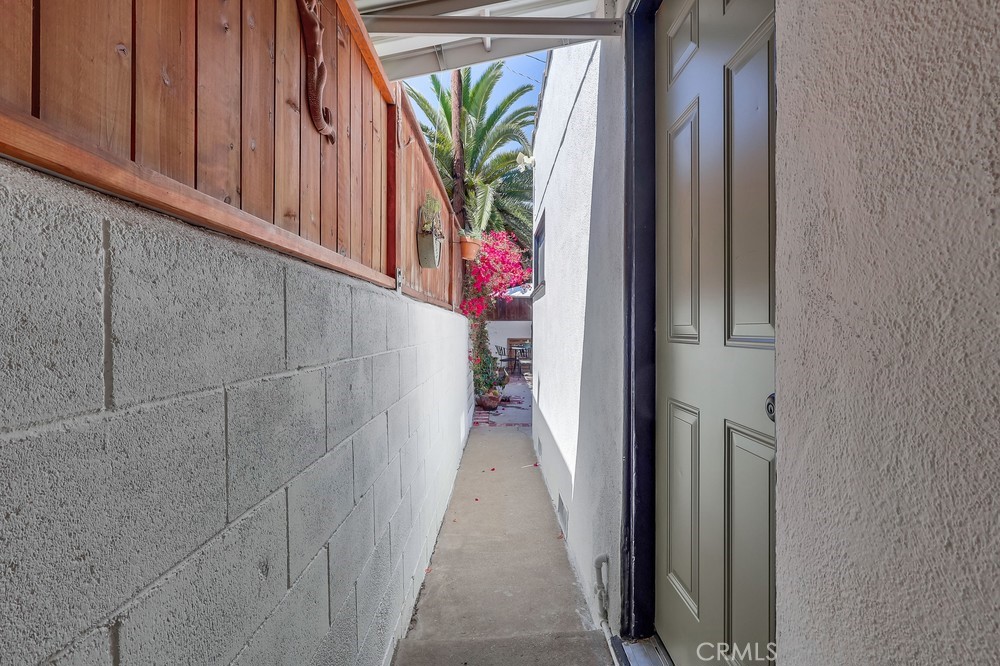 1066 W 1st Street