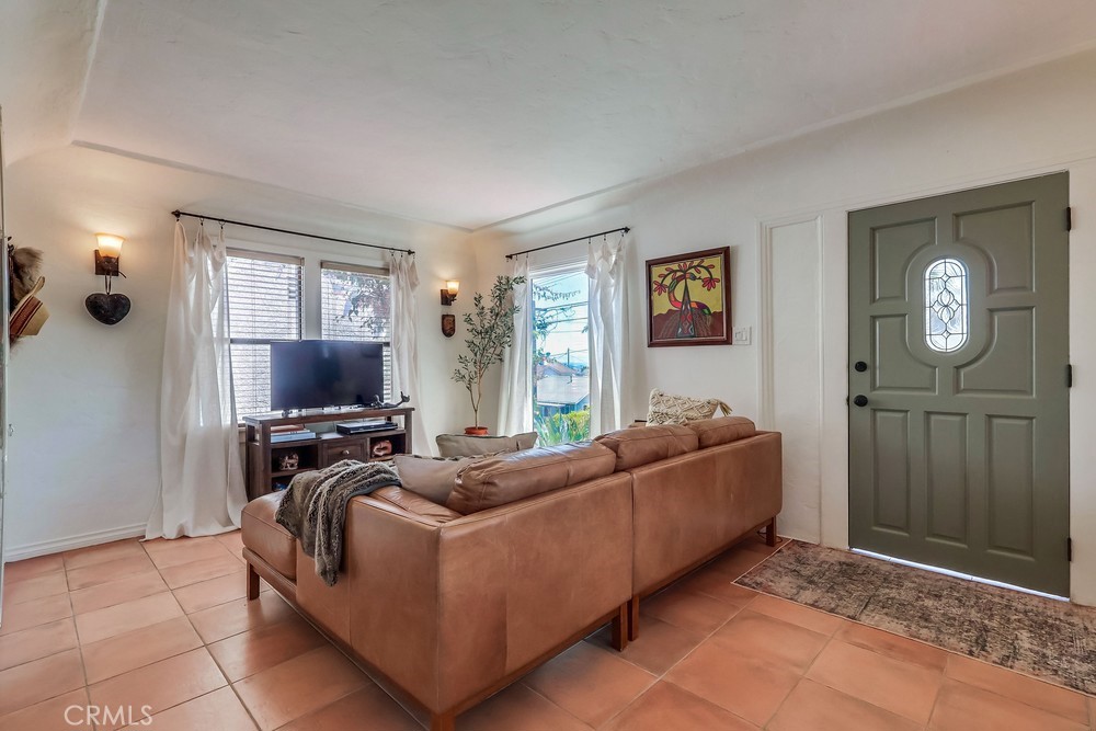 1066 W 1st Street