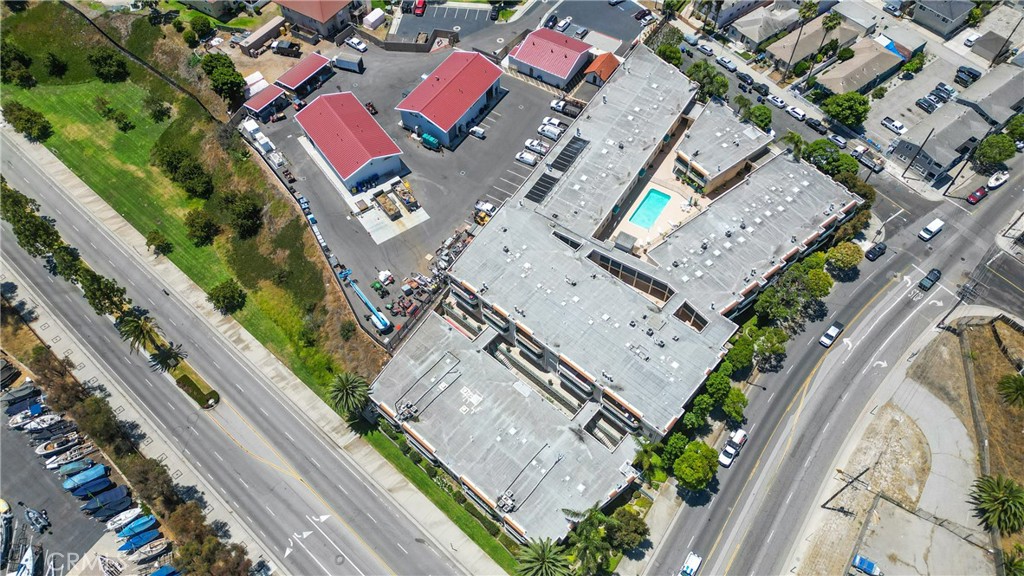 2222 S Mesa Street 8