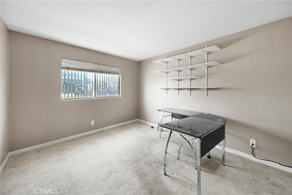 2222 S Mesa Street 8