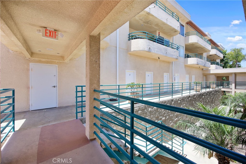 2222 S Mesa Street 8