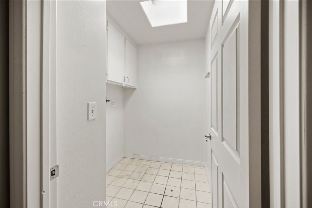 2222 S Mesa Street 8