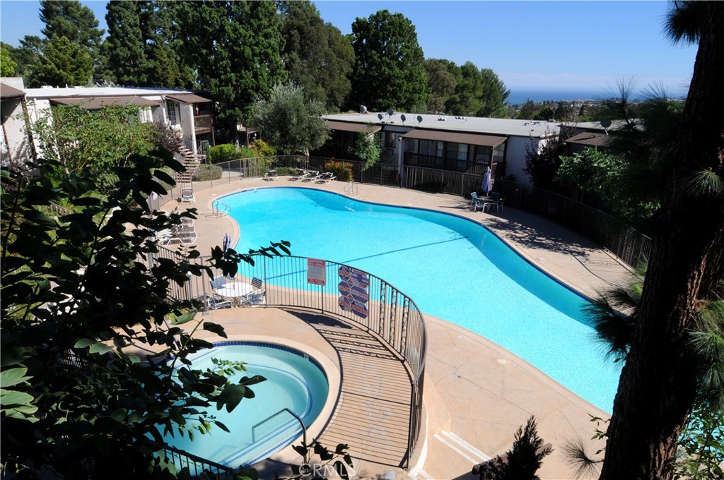 374 S Miraleste Drive 413