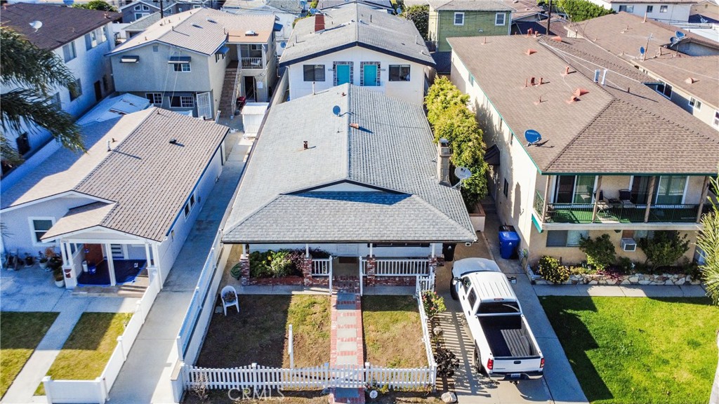 1054 W 23rd Street