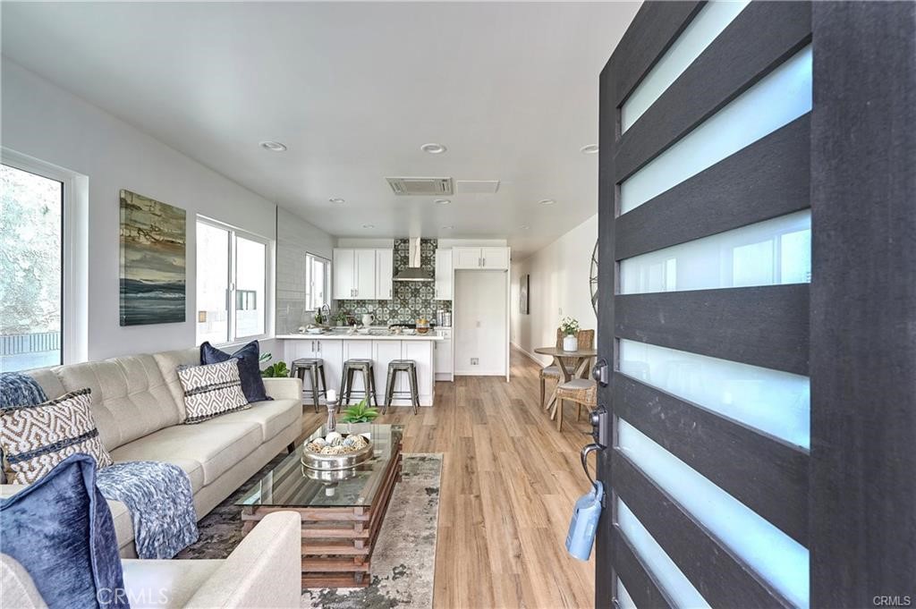 2921 S Pacific Avenue