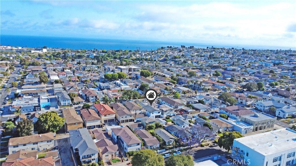 1054 W 23rd