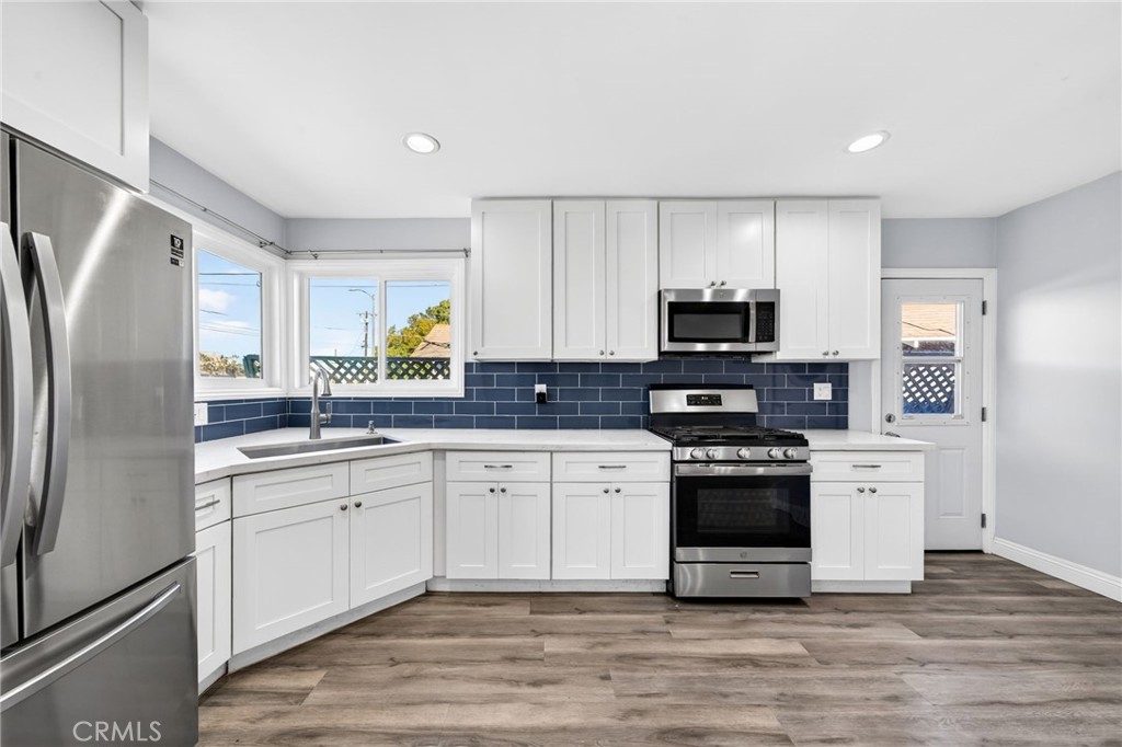 1520 E Sandison Street