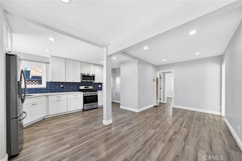 1520 E Sandison Street