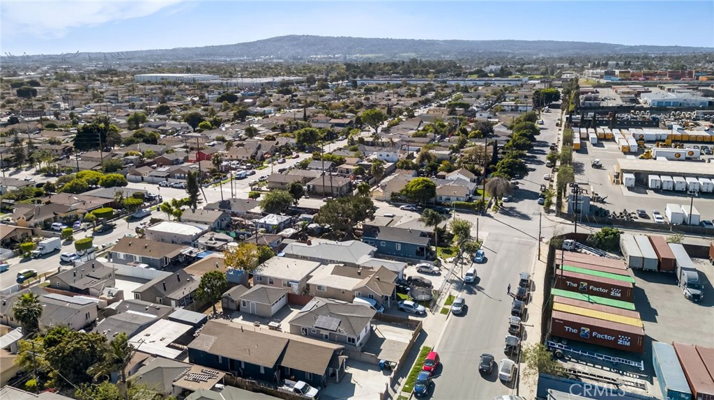 1520 E Sandison Street