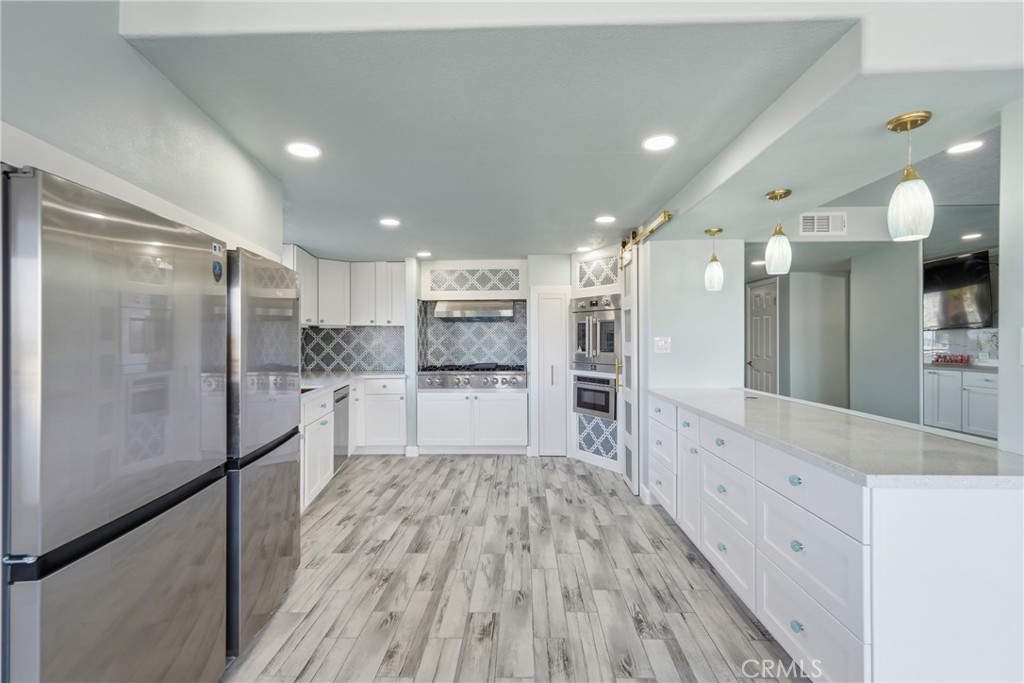 2222 S Mesa
