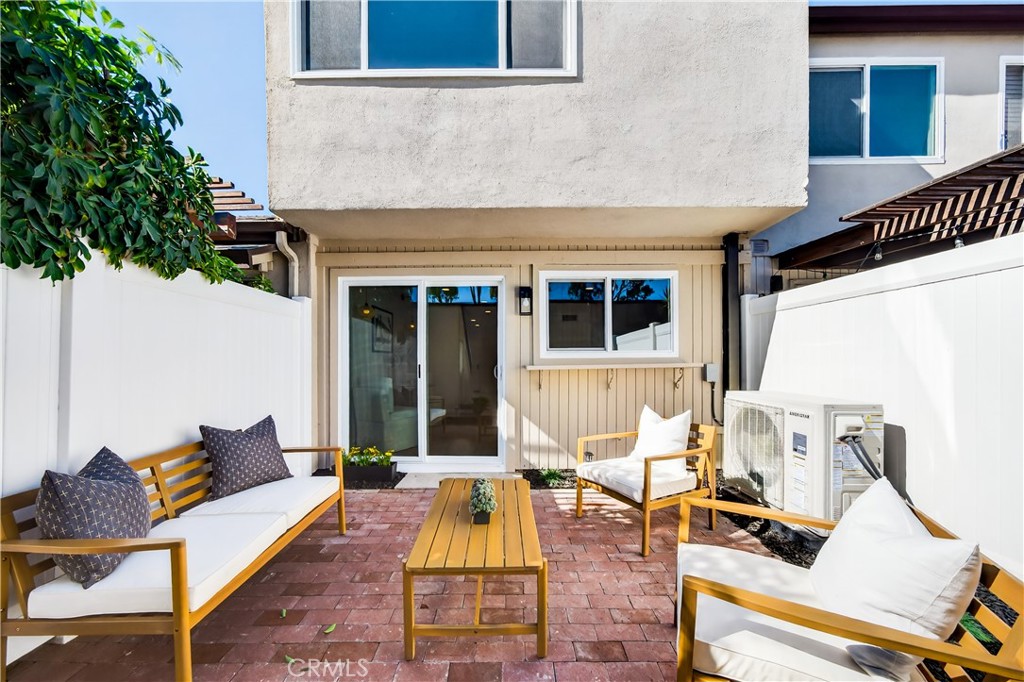 1715 Byerton Court