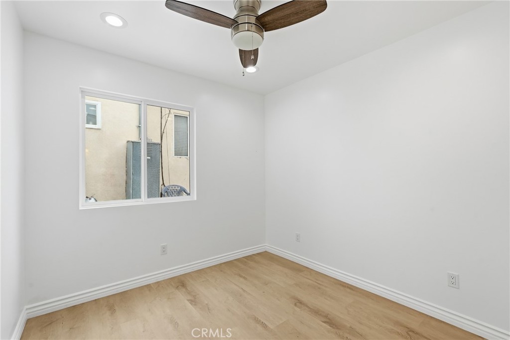 2316 S Alma