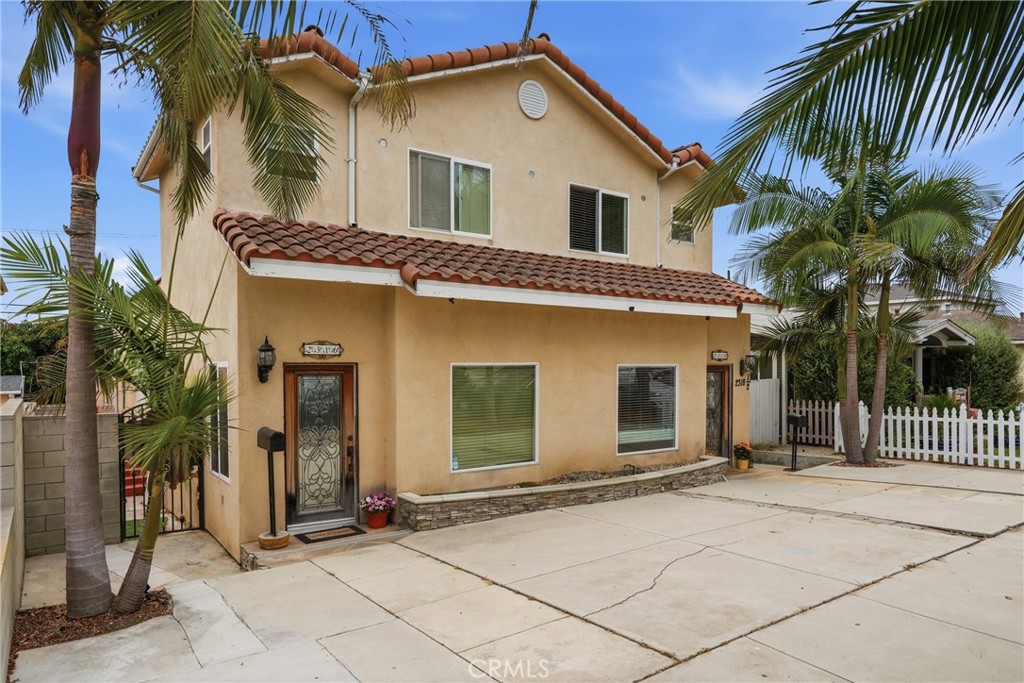 2316 S Alma