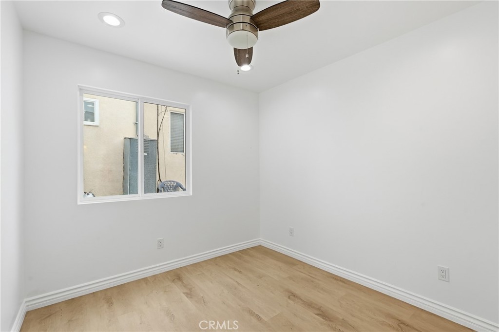 2316 S Alma